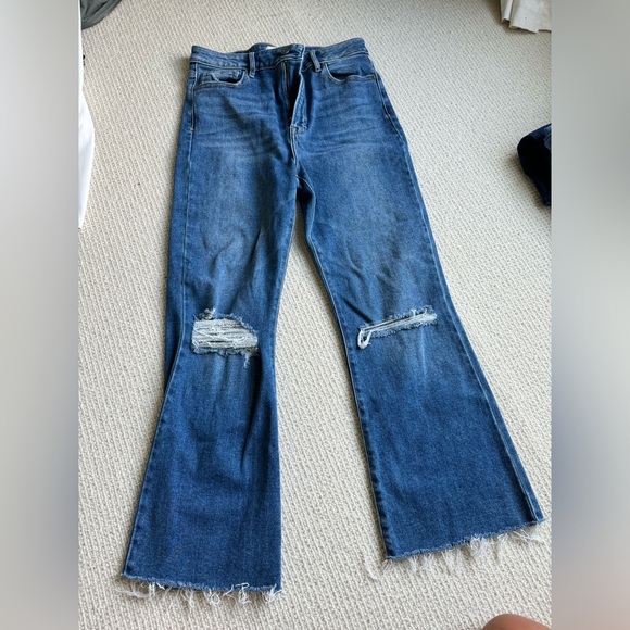 HIDDEN “HAPPI” CROP FLARE JEANS - Picture 2 of 6